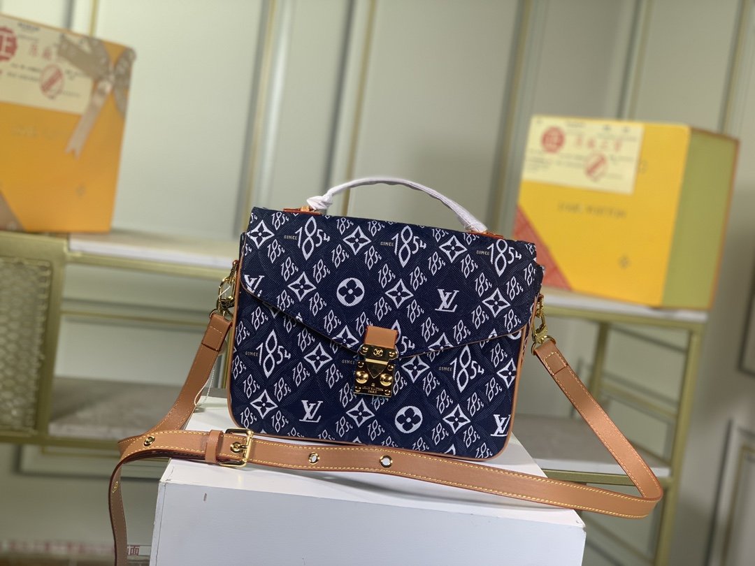 LW - Luxury Handbags LUV 111