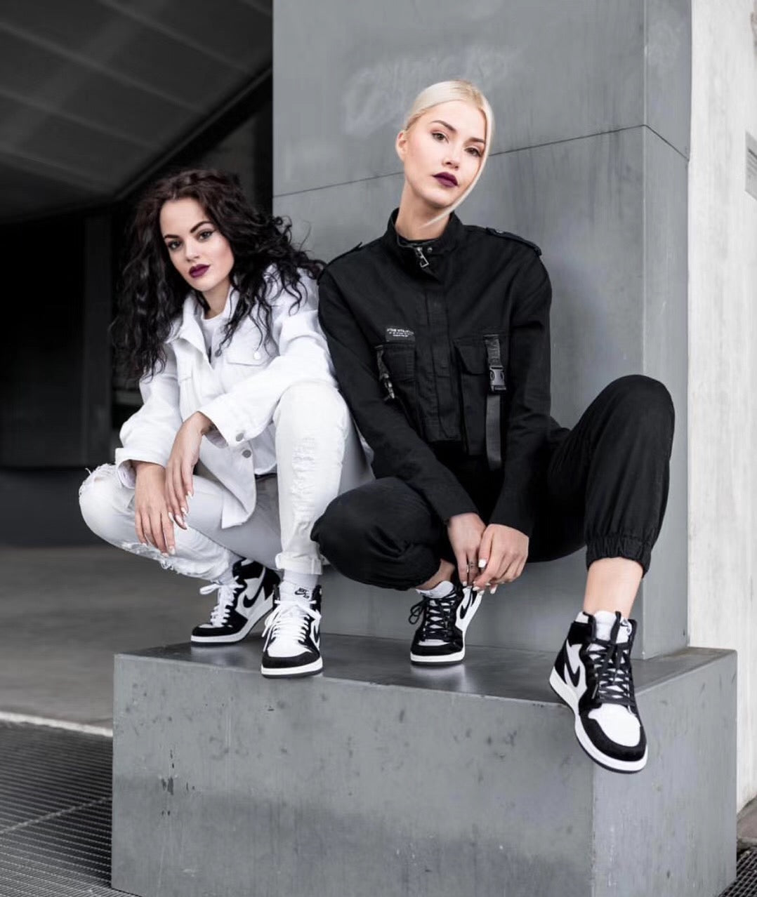 LW - AJ1 horsehair black and white