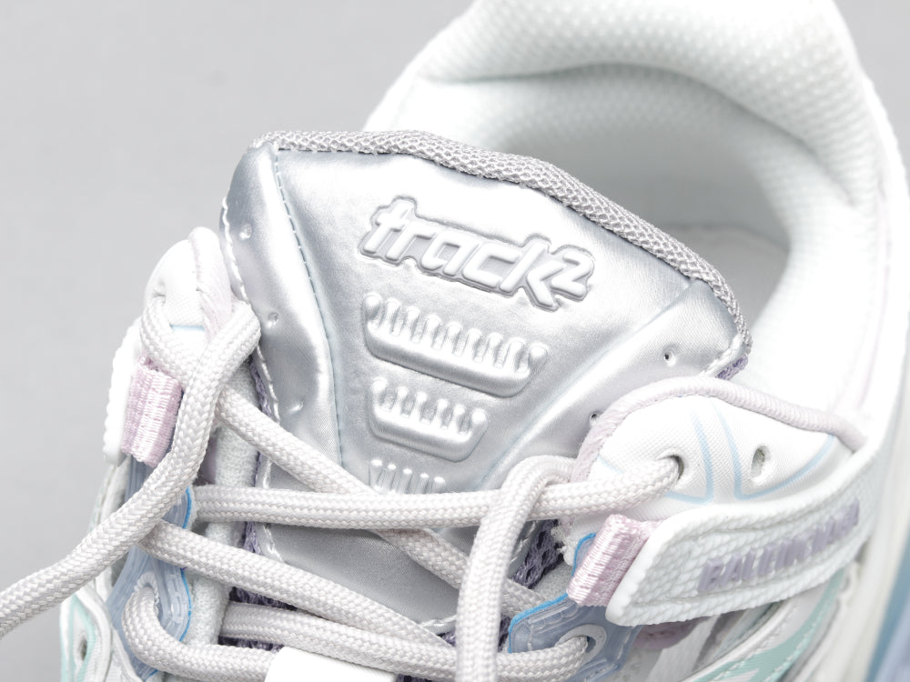 LW - Bla Track II Hollow Out White Sneaker