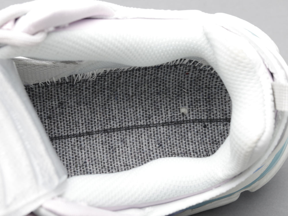 LW - Bla Track II Hollow Out White Sneaker