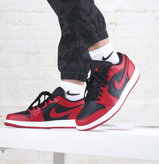 LW - AJ1 Reverse black and red forbidden to wear