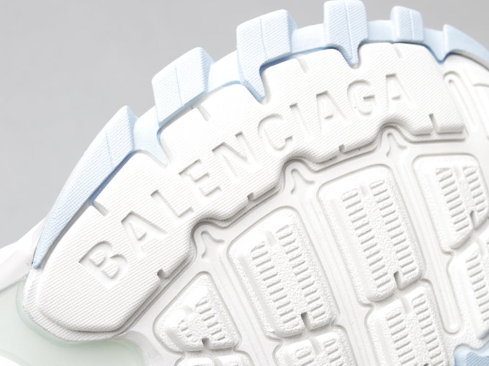 LW - Bla Track II Hollow Out White Sneaker