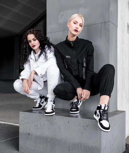 LW - AJ1 horsehair black and white