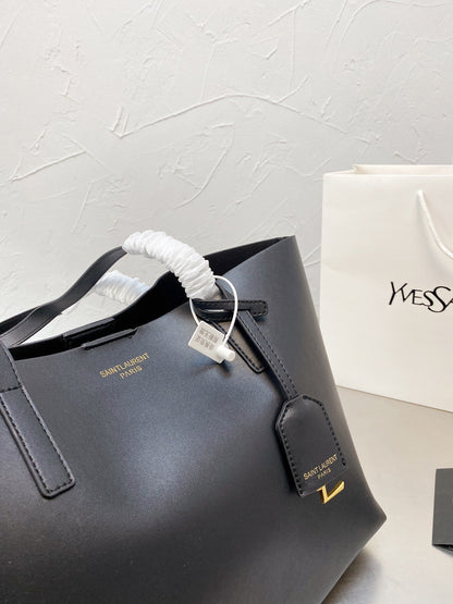 LW - Luxury Handbags SLY 197